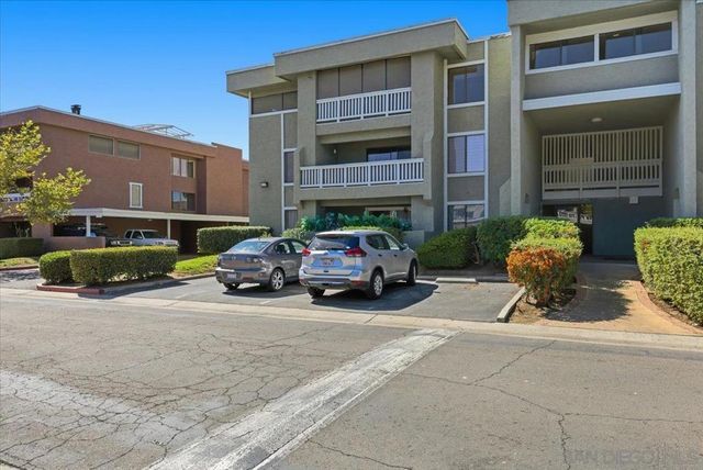 1020 E Washington 97, Escondido, CA 92025