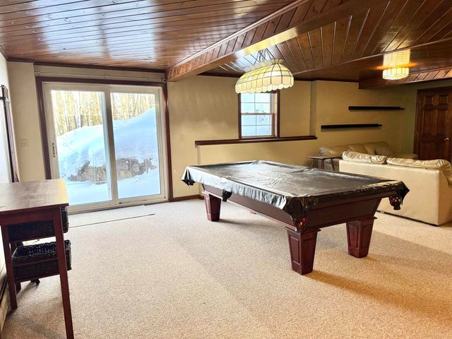 866 Ridge Hill Drive, Derby, VT 05829