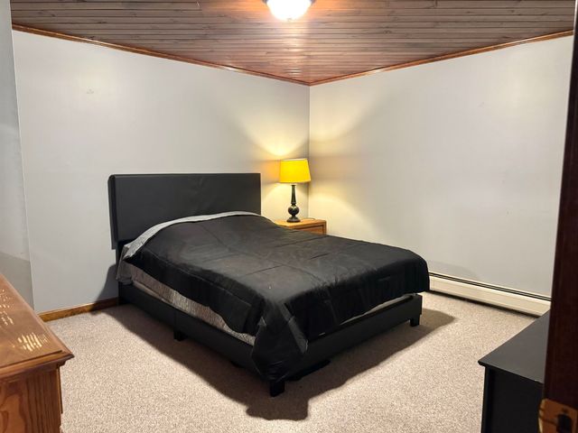 866 Ridge Hill Drive, Derby, VT 05829