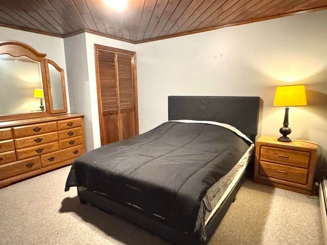 866 Ridge Hill Drive, Derby, VT 05829