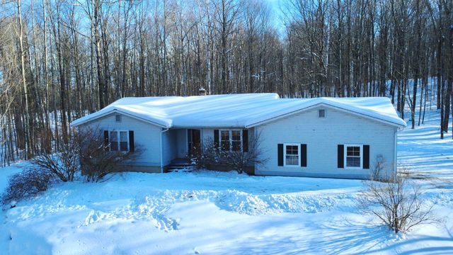 866 Ridge Hill Drive, Derby, VT 05829