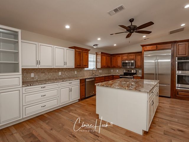 1715 Bates, Midland, TX 79707