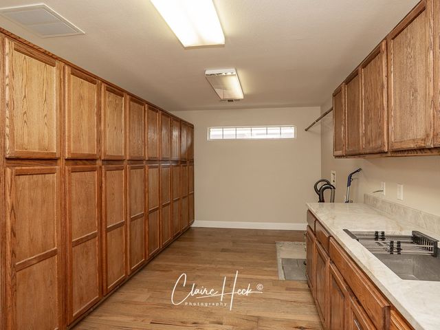 1715 Bates, Midland, TX 79707