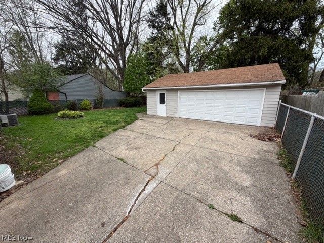 948 Bern Avenue, Cleveland, OH 44109