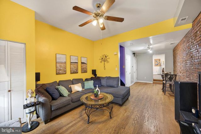 126 W HAMBURG ST, Baltimore, MD 21230