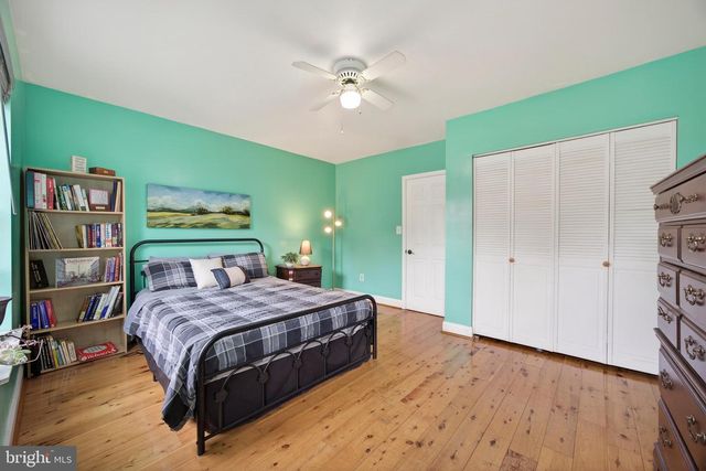 126 W HAMBURG ST, Baltimore, MD 21230