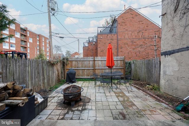 126 W HAMBURG ST, Baltimore, MD 21230