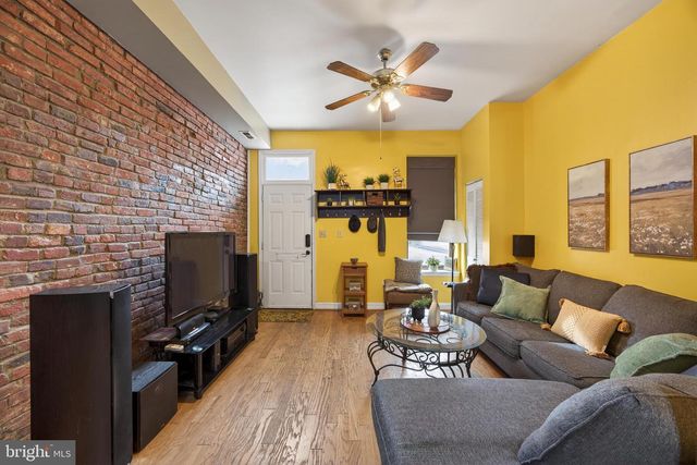 126 W HAMBURG ST, Baltimore, MD 21230