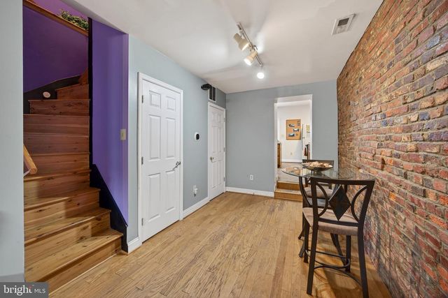 126 W HAMBURG ST, Baltimore, MD 21230