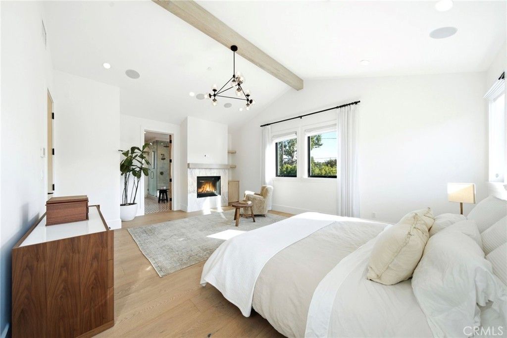 Image 18 of property listing at 3401 Colbert Avenue, Los Angeles, CA 90066