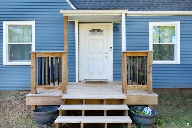 107 N Grant Street, Enterprise, KS 67441