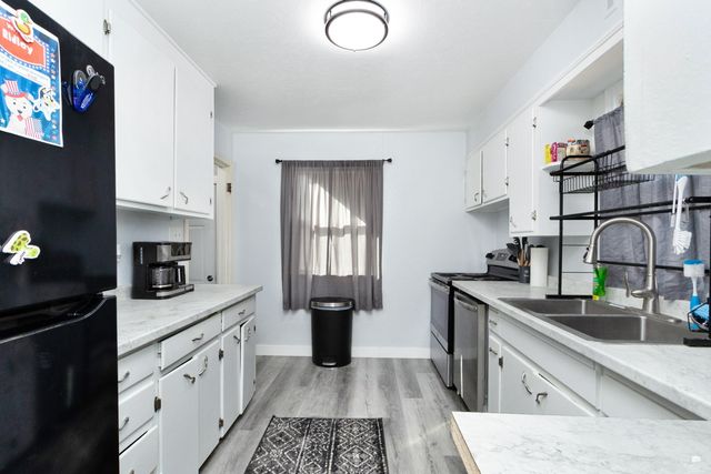 107 N Grant Street, Enterprise, KS 67441