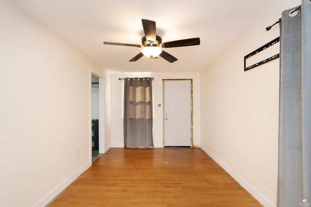 107 N Grant Street, Enterprise, KS 67441