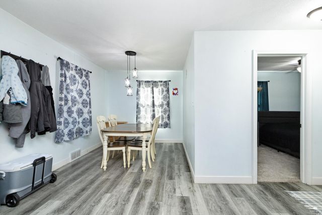 107 N Grant Street, Enterprise, KS 67441