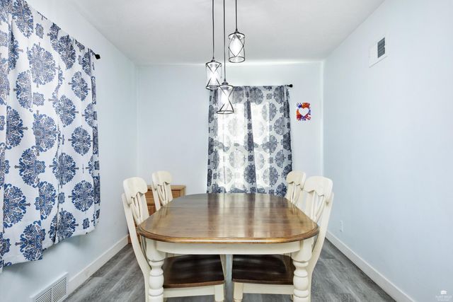 107 N Grant Street, Enterprise, KS 67441