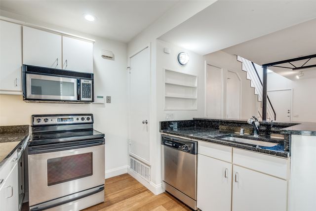 4242 Buena Vista Street 10, Dallas, TX 75205