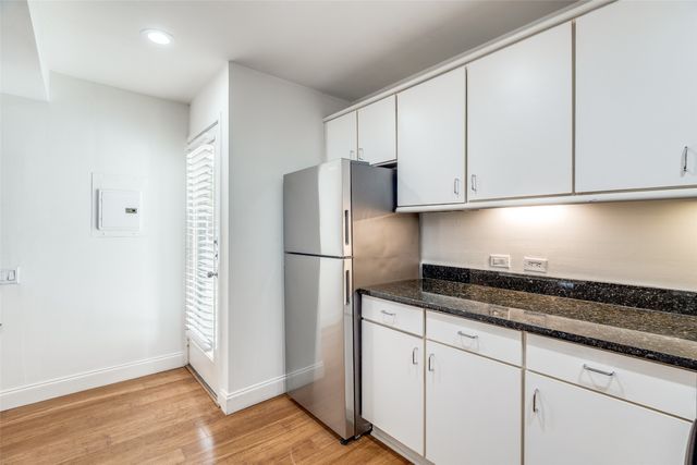 4242 Buena Vista Street 10, Dallas, TX 75205