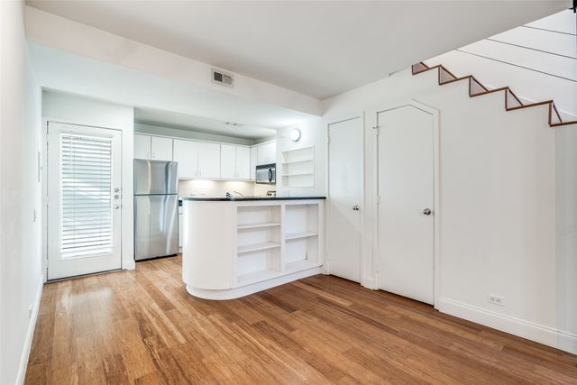 4242 Buena Vista Street 10, Dallas, TX 75205