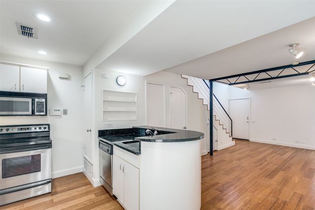 4242 Buena Vista Street 10, Dallas, TX 75205