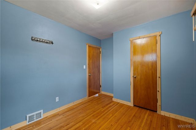 922 North Hewitt Drive, Lewiston, NY 14092