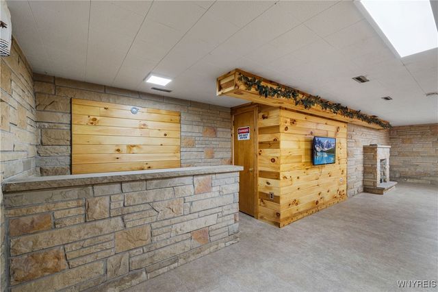 922 North Hewitt Drive, Lewiston, NY 14092