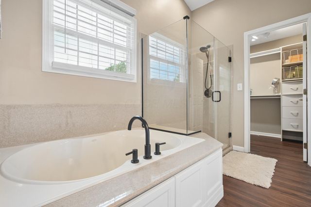 492 Hibbs Road, Lockbourne, OH 43137
