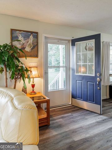 984 Arnoldsville Road, Winterville, GA 30683