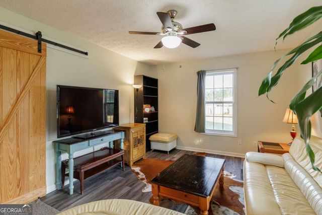 984 Arnoldsville Road, Winterville, GA 30683