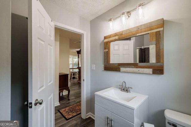984 Arnoldsville Road, Winterville, GA 30683