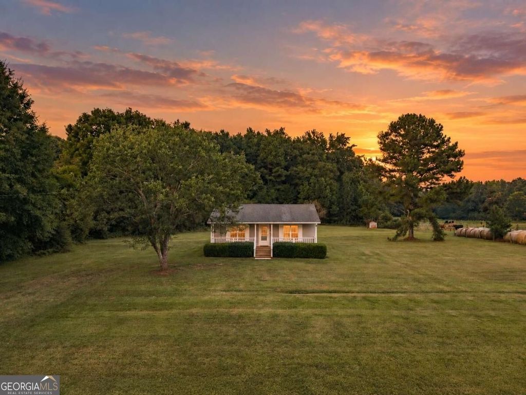 984 Arnoldsville Road, Winterville, GA 30683