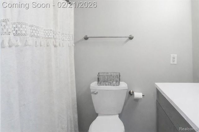 34590 Stellwagen Street, Wayne, MI 48184