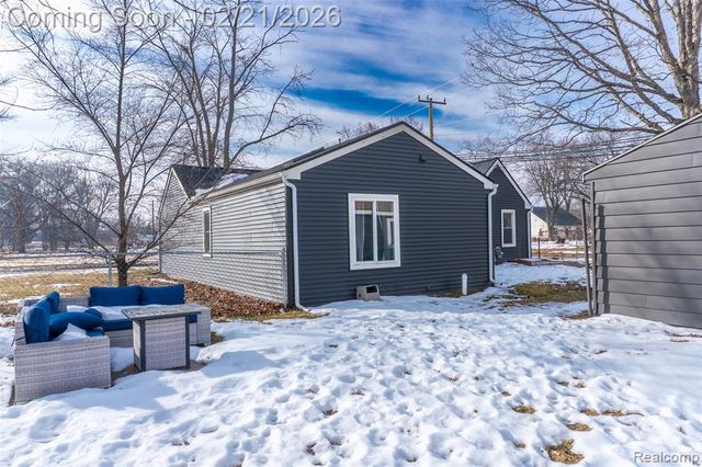 34590 Stellwagen Street, Wayne, MI 48184