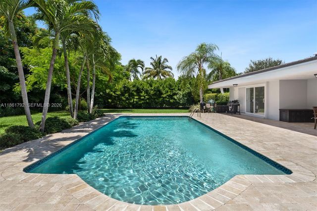 5940 SW 120th Street, Pinecrest, FL 33156