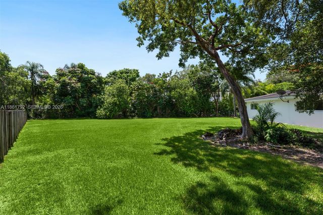 5940 SW 120th Street, Pinecrest, FL 33156