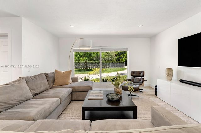 5940 SW 120th Street, Pinecrest, FL 33156