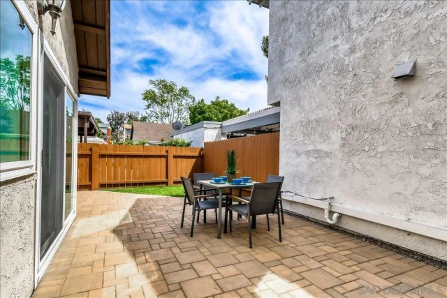 10706 Esmeraldas Dr., San Diego, CA 92124