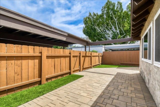 10706 Esmeraldas Dr., San Diego, CA 92124