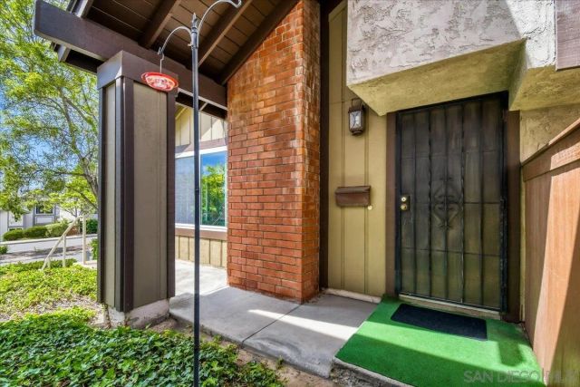 10706 Esmeraldas Dr., San Diego, CA 92124