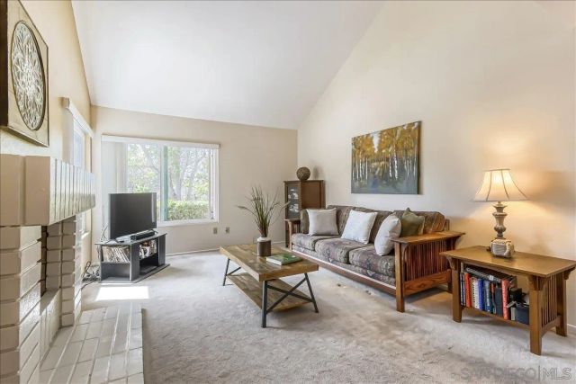 10706 Esmeraldas Dr., San Diego, CA 92124
