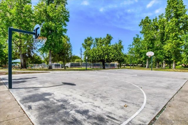 10706 Esmeraldas Dr., San Diego, CA 92124