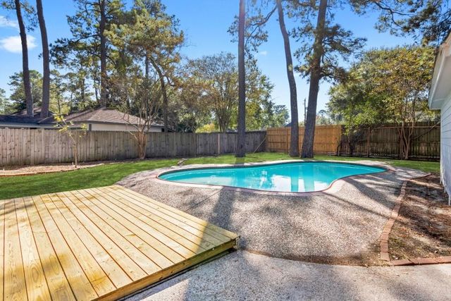 13339 Balmore Circle, Houston, TX 77069