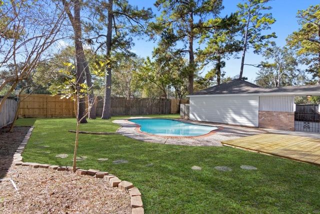 13339 Balmore Circle, Houston, TX 77069