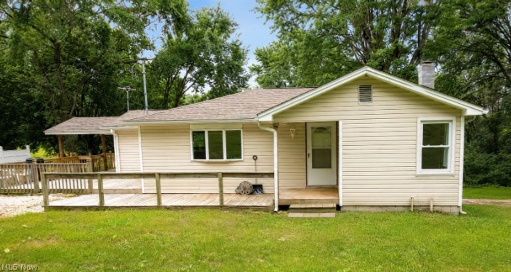 49695 Carmel Achor Road, Rogers, OH 44455