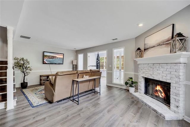 1085 Country Club Place NW, Kennesaw, GA 30144