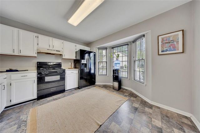 1085 Country Club Place NW, Kennesaw, GA 30144