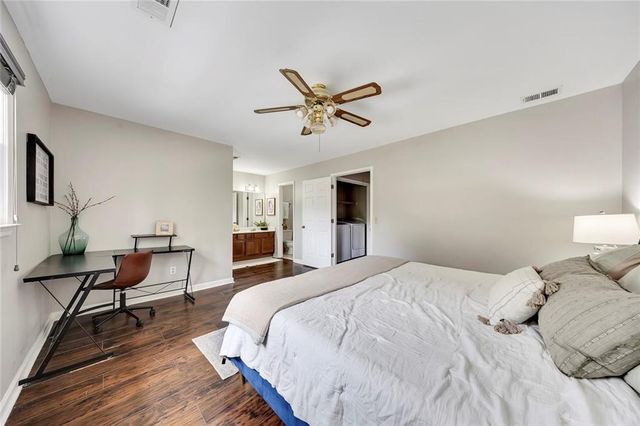 1085 Country Club Place NW, Kennesaw, GA 30144