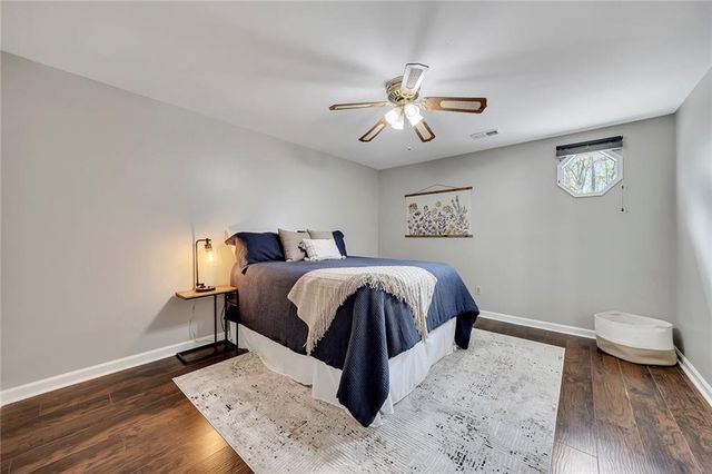 1085 Country Club Place NW, Kennesaw, GA 30144