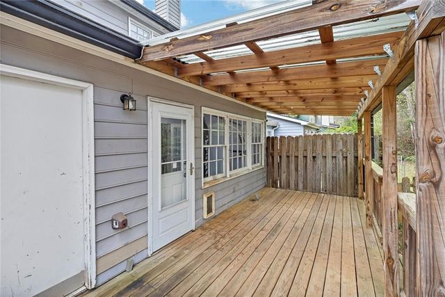 1085 Country Club Place NW, Kennesaw, GA 30144