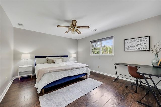 1085 Country Club Place NW, Kennesaw, GA 30144