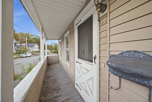 45 Townsend St, Fitchburg, MA 01420